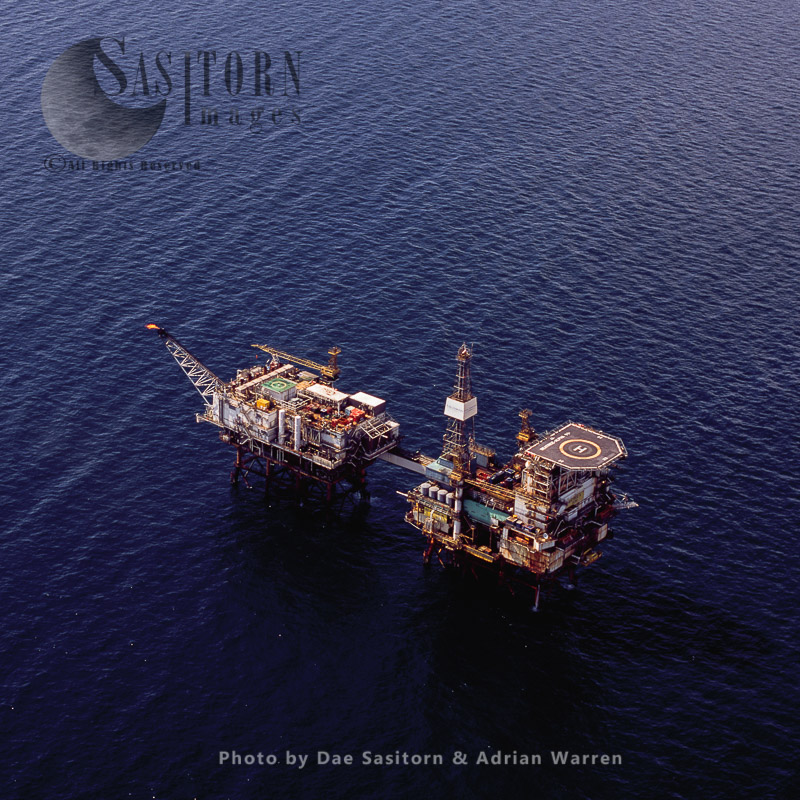 Beatrice Oil Platform (oil rig), North Sea, Lowlands, Scotland
