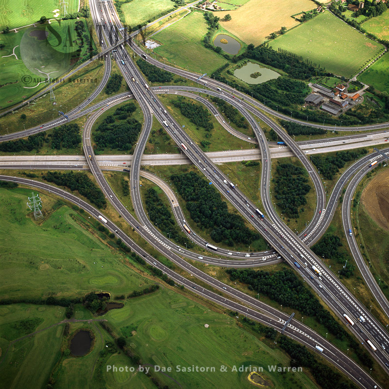 M25 / M11 Motorway Junction, roads, Essex - Sasy Images