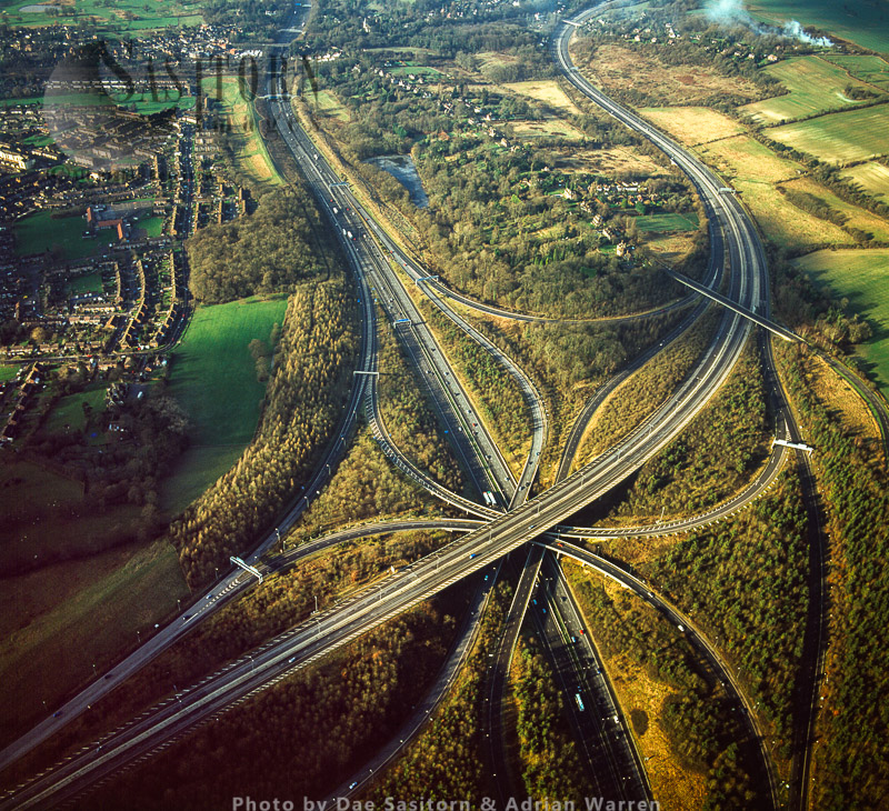 Motorway junction: M25/M23 junction, Surrey - Sasy Images