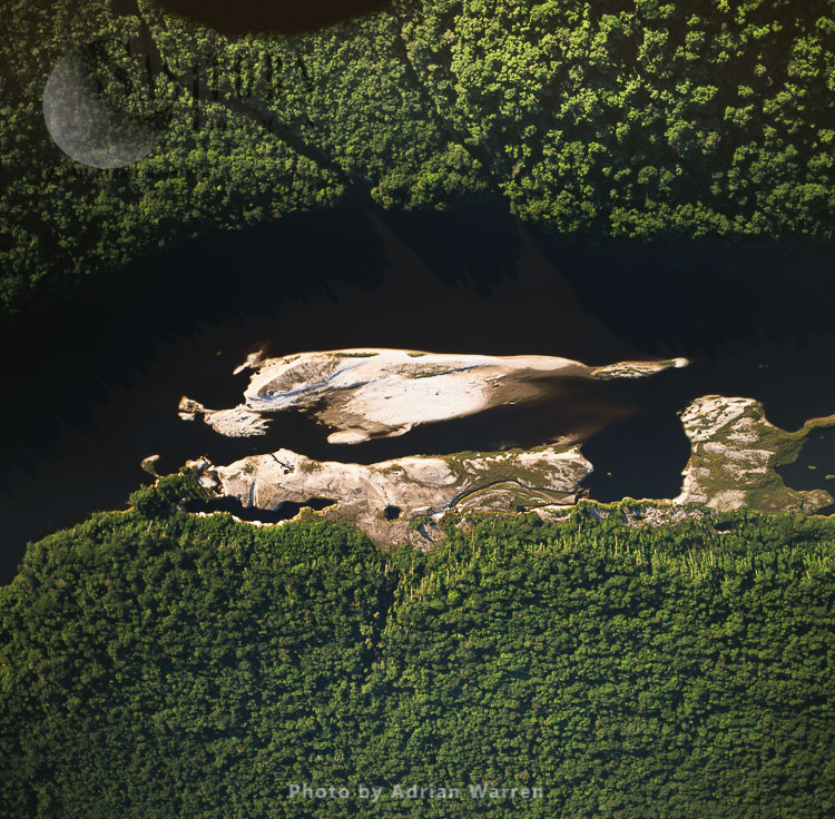 Sandbars upstream from Peaima Falls, Lower Mazaruni River, with rainforest, Tumureng, Guyana