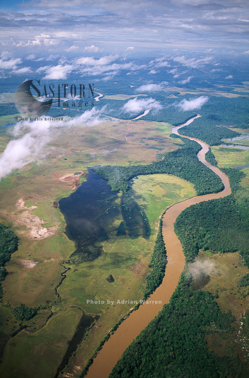 Rio Caroni  River near Apoipo, Canaima National Park, La Gran Sabana, Bolívar State, Venezuela