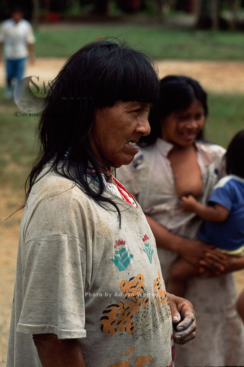 Waorani Indians, adult female, Rio Cononaco, Ecuador, 1993