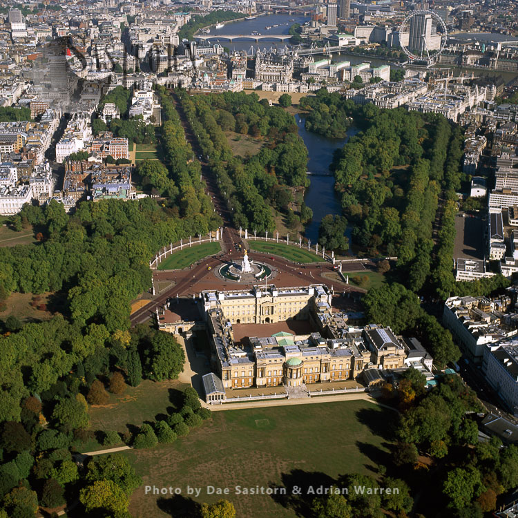 Buckingham Palace and St James's Park, Westminster, London