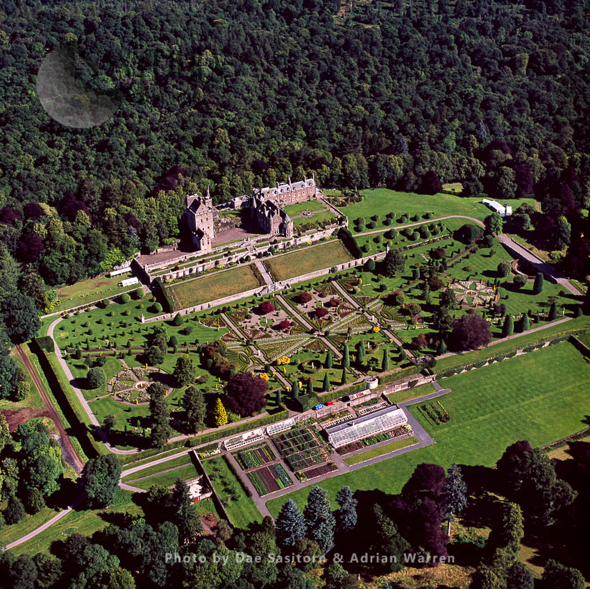 Drummond Castle,  Perthshire, Lowlands, Scotland