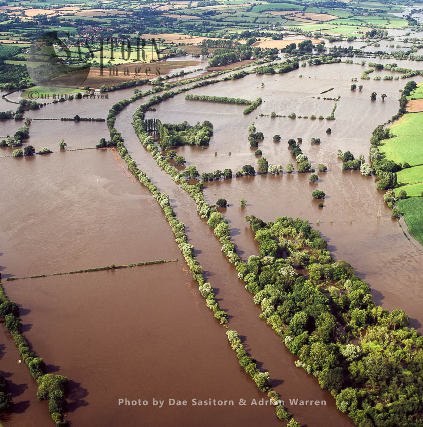 Flooding in Tewkesbury area, 2007, from River Severn and River Avon, Gloucestershire, England