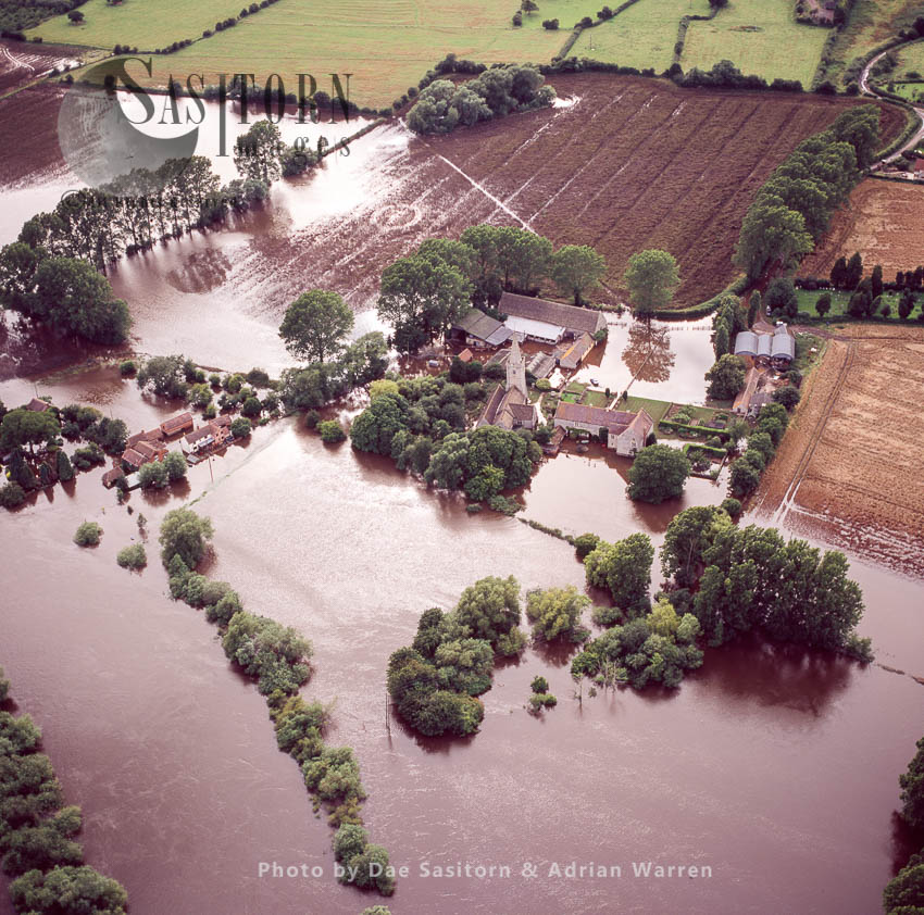 Flooding in Tewkesbury area, 2007, from River Severn, Gloucestershire, England