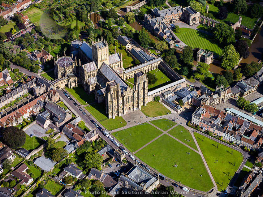 Wells Cathedral and Bishop's Palace, Wells, Somerset, England