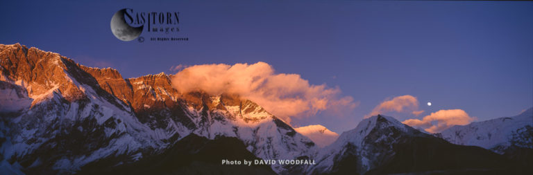 Island Peak (Imja Tse), Sagarmatha National Park of the Himalayas of eastern, Nepal