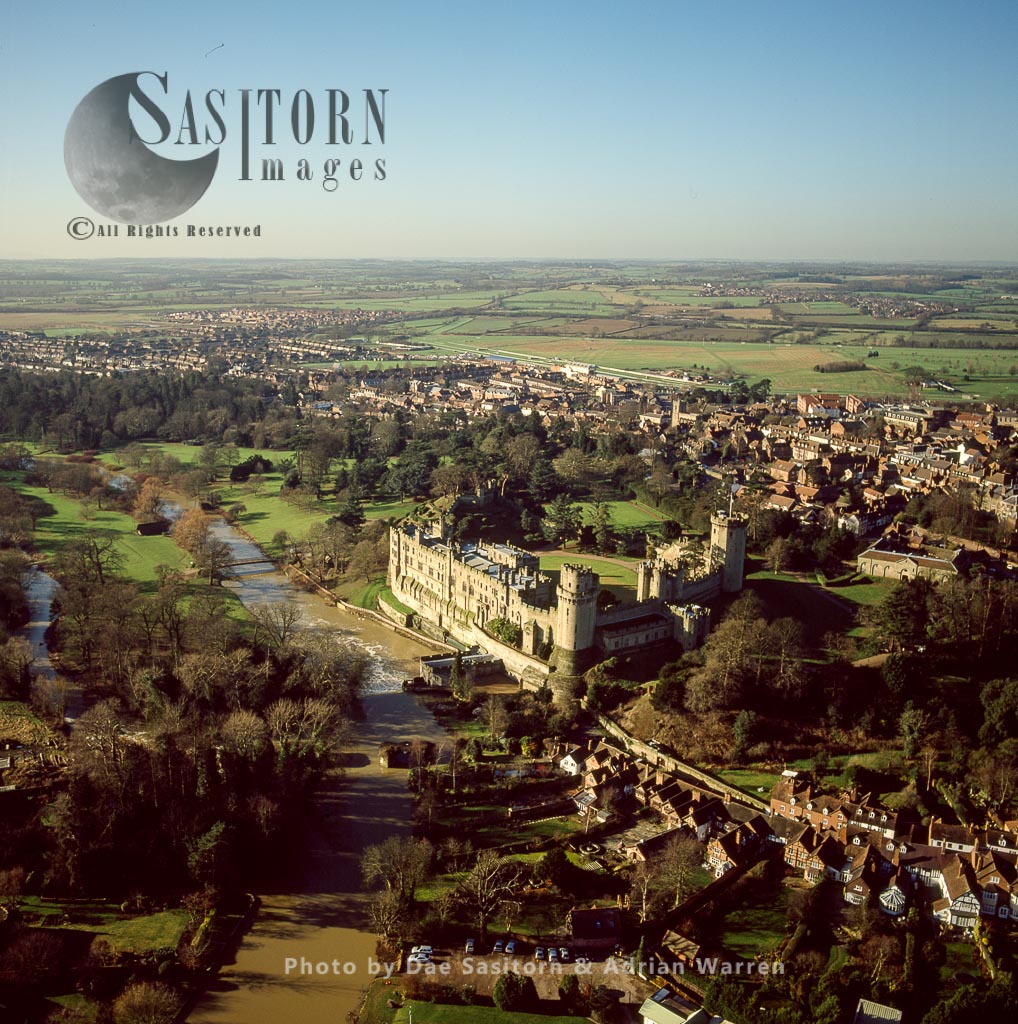 Warwick Castle and River Avon, Warwickshire, England