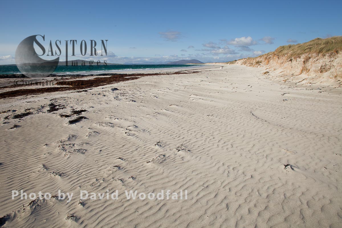 West beach, white beach at low tide, Atlantic facing beach, Berneray, North Uist, Outer Hebrides, Scotland