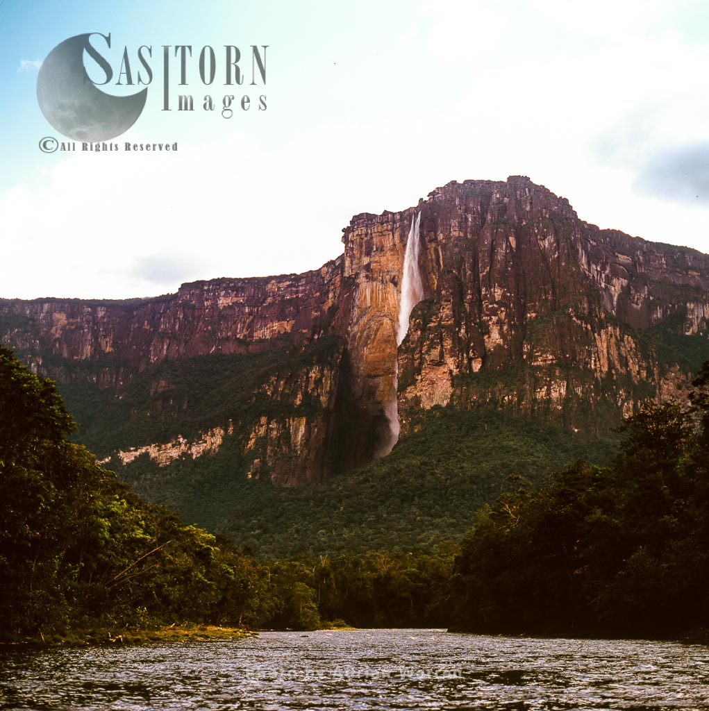 View of the Angel Falls and Auyantepui from Churun River, Canaima National Park, Venezuela