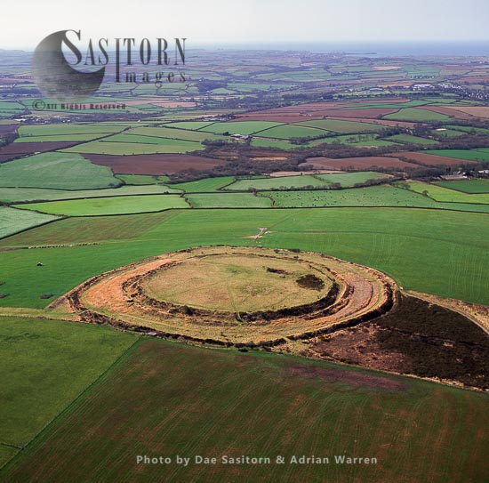 Castle an Dinas, an Iron Age hillfort at the summit of Castle Downs near St Columb Major in Cornwall