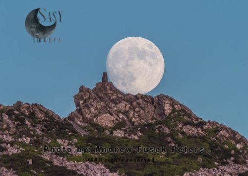 Moonrise over Manstone Rock Stiperstones